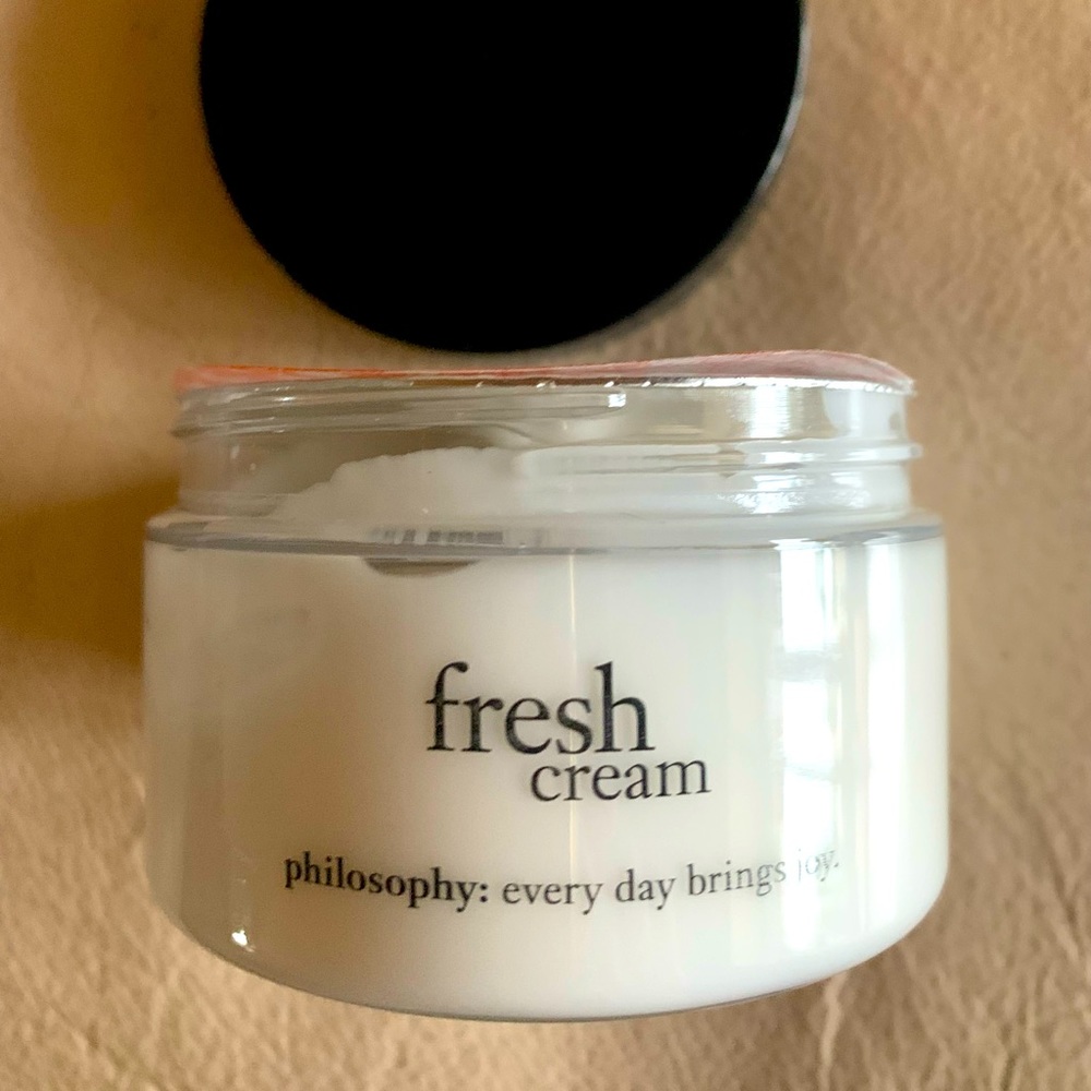 NEW Philosophy Fresh Cream Glazed Body Soufflé, 4ozs, Jar is Sealed.
